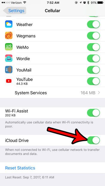 how to enable icloud drive cellular data on iphone