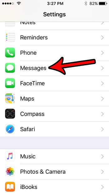 open the messages menu on iphone se