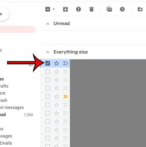 select an email to add a label