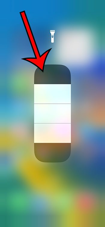how to make flashlight brighter on iPhone 14