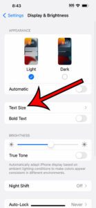 how to change font size on iPhone 14
