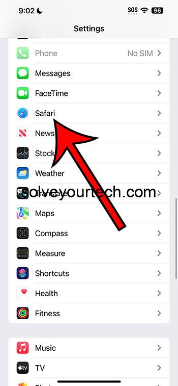 iOS 17 – Как разрешить использование файлов cookie iPhone Safari 2 выберите Сафари
